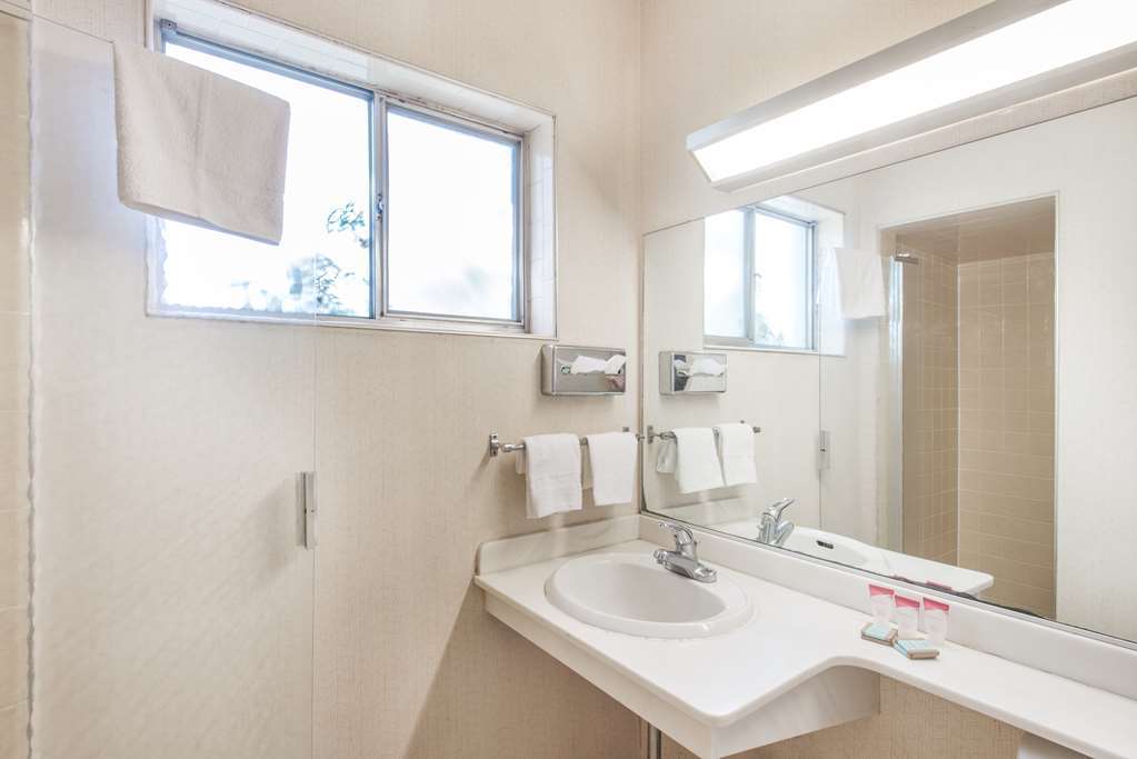 Budget Inn/ Natick Pokoj fotografie